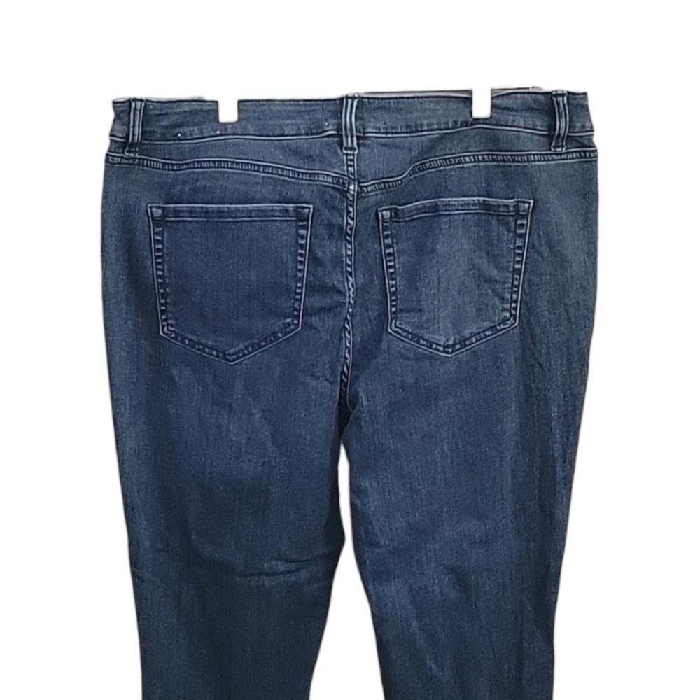 Lane Bryant Mid Rise Super Stretch Skinny Jeans w Petaled Distressed Hem Size 16 - Picture 8 of 10